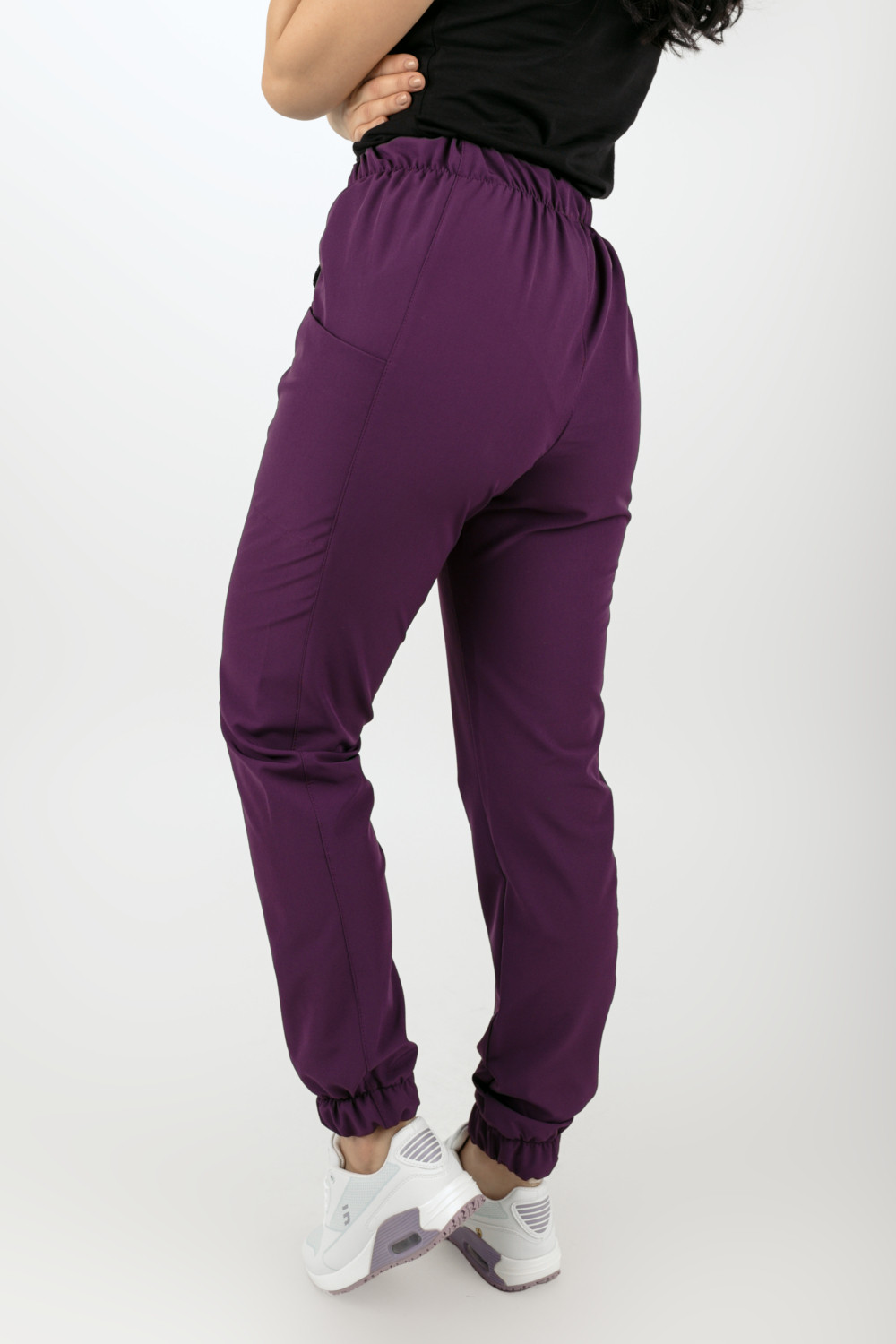 M-200XPG Elastyczne spodnie joggery medyczne damskie scrubsy fioletowy